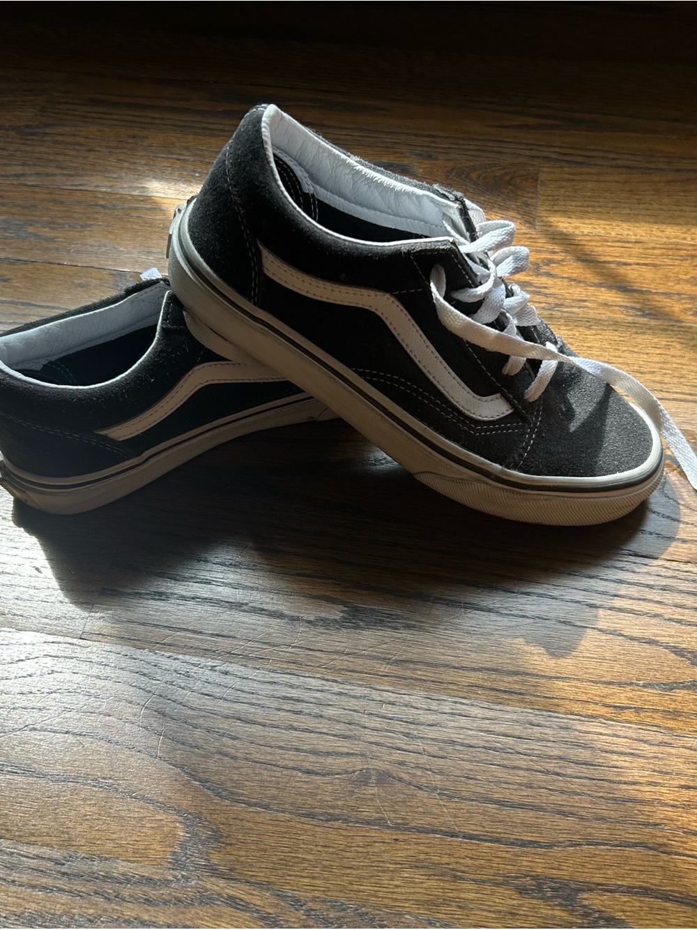 Kids Vans Black and White Skate Sneakers - Classic Low-Top